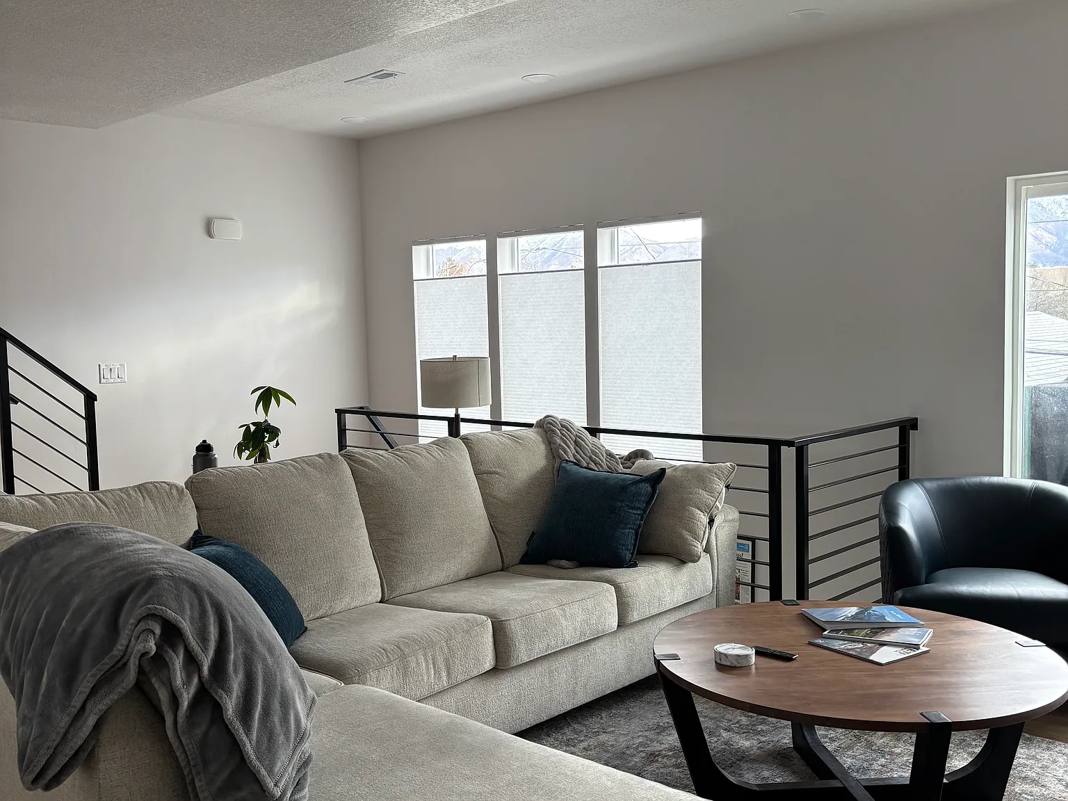 2 bed, 2.5 bath, 1559 sqft, $3,100 — Photo 4