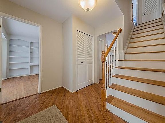 4th image of 3224 Lockridge Dr