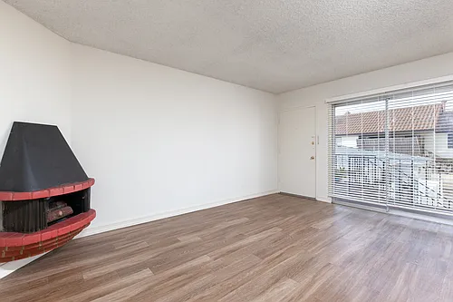1636 Thomas Ave #5 Photo 1