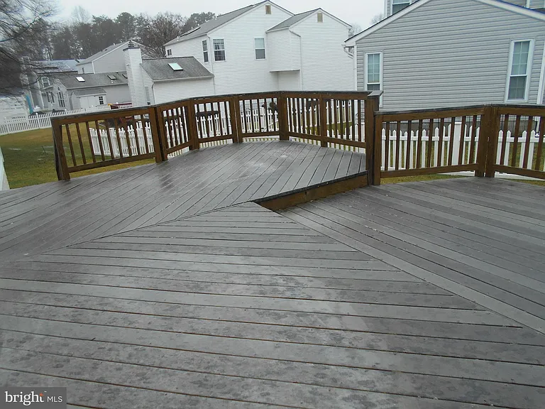 1905 Aircraft Ct — Photo 33