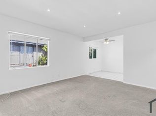 536 E Hyde Park Pl #1, Inglewood, CA 90302