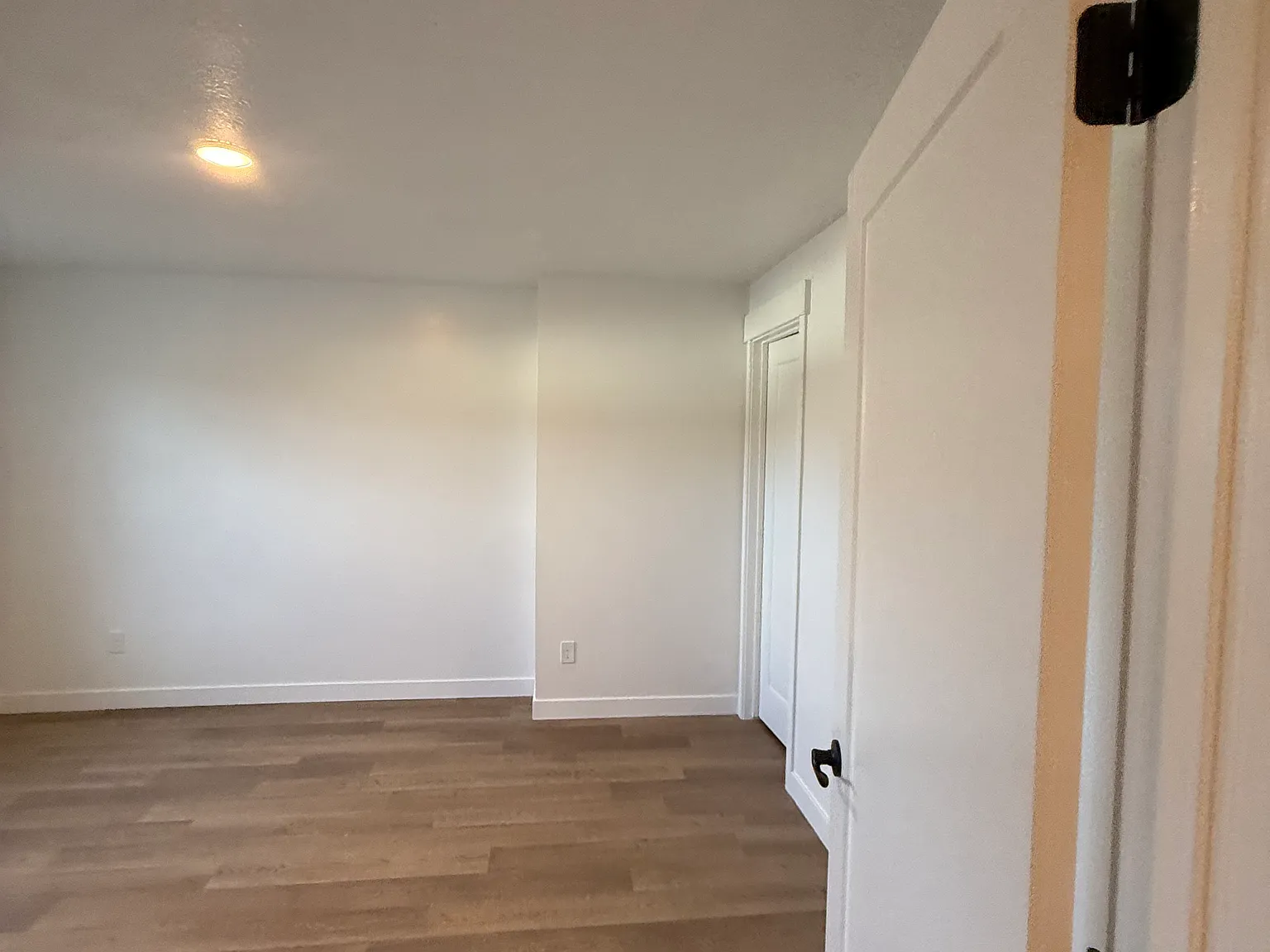 844 E 200 N — Photo 4