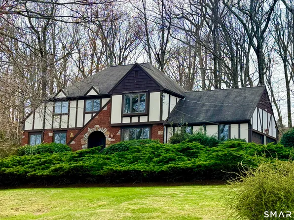 50 Birchwood Drive, Hamden, CT 06518