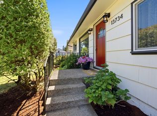 13734 SE Lincoln St, Portland, OR 97233