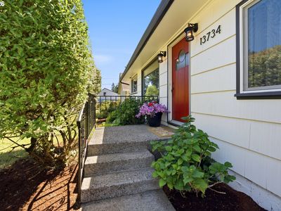 13734 SE Lincoln St, Portland, OR, 97233
