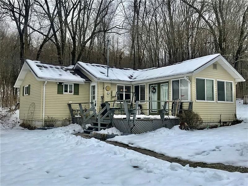 1st image of 121 Monticue Dr