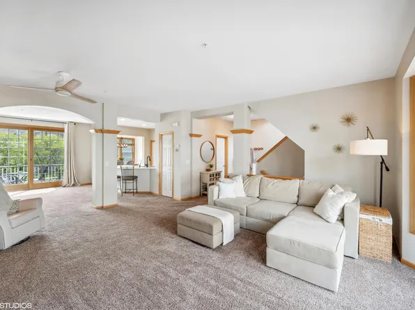 977 Fairfield Ct, Minnetonka, MN 55305