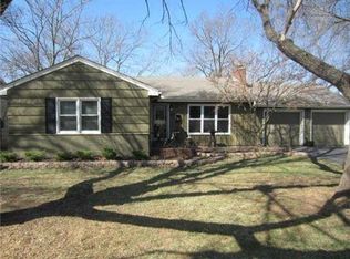7500 Juniper St, Prairie Village, KS 66208