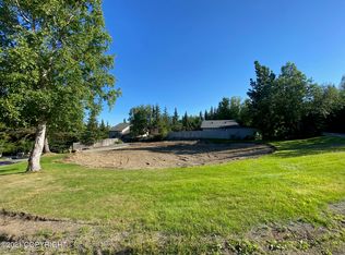 7511 Beacon Hill Dr, Anchorage, AK 99507