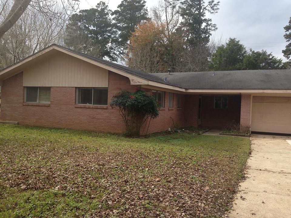1st image of 1301 Northwood Dr