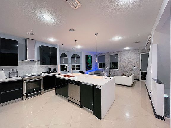 4th image of 3930 Sleepy Orange Ln
