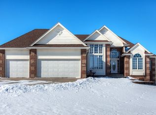 6516 NW 94th Ct, Johnston, IA 50131