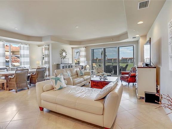 2nd image of 580 El Camino Real #3201