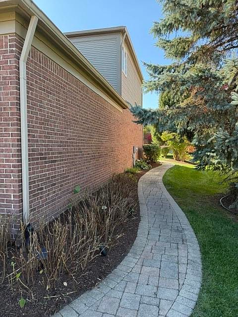 16775 Black River Dr, photo 6