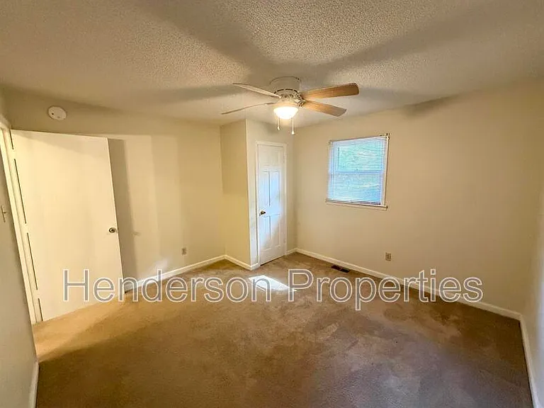 616 Wood St — Photo 9