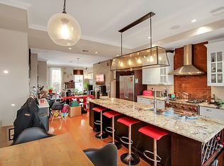 45 Vernon Ave #2, Brooklyn, NY 11206