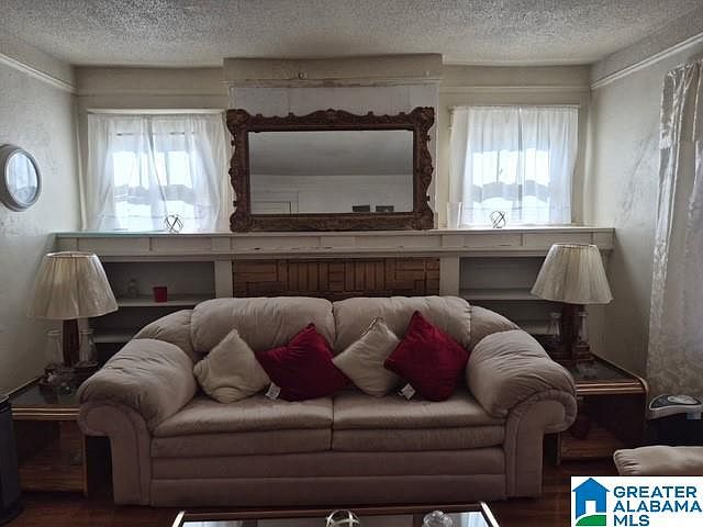 2nd image of 1825 49th St