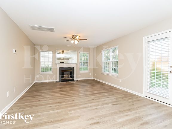2nd image of 4117 Pineorchard Pl