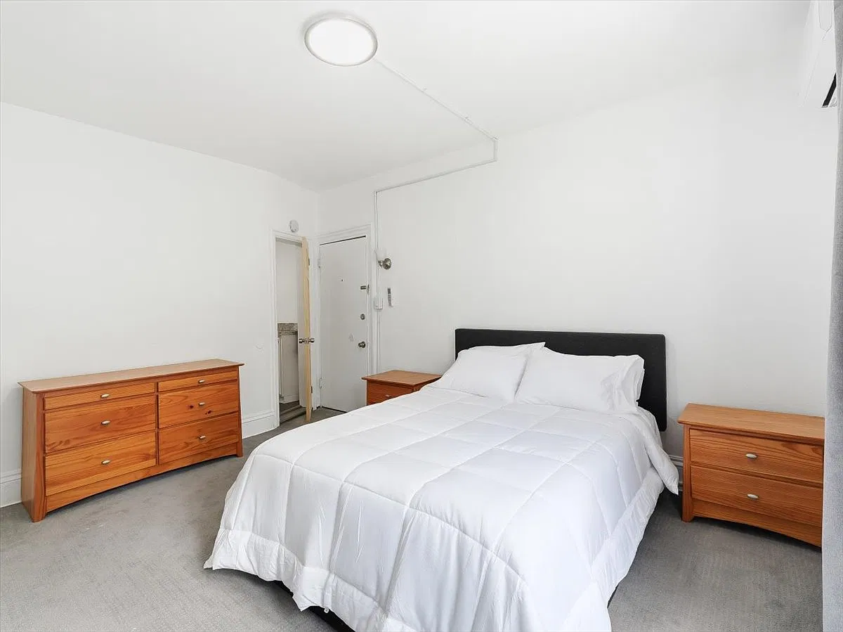 1 bed, 600 sqft, $1,950 — Photo 3