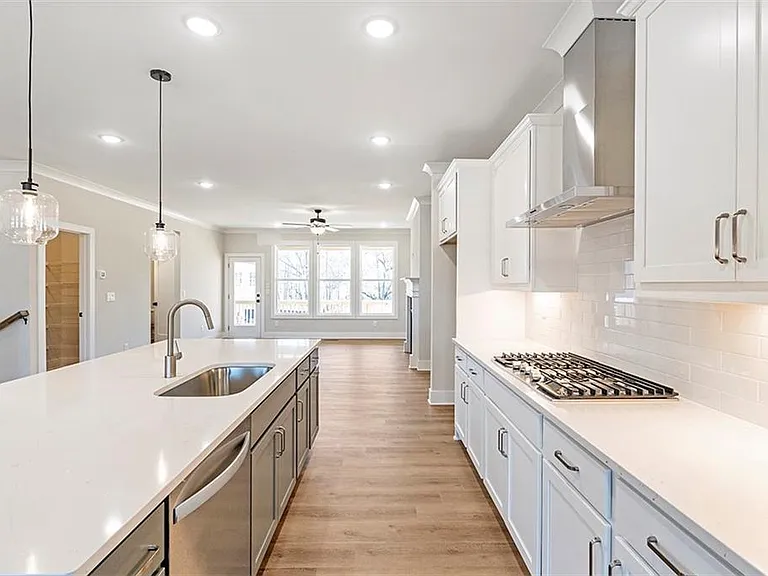 152 Palm St — Photo 10