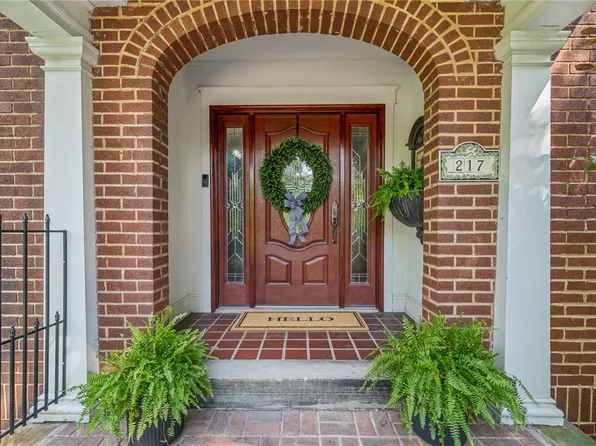 217 Underwood Ave, Greensburg, PA 15601