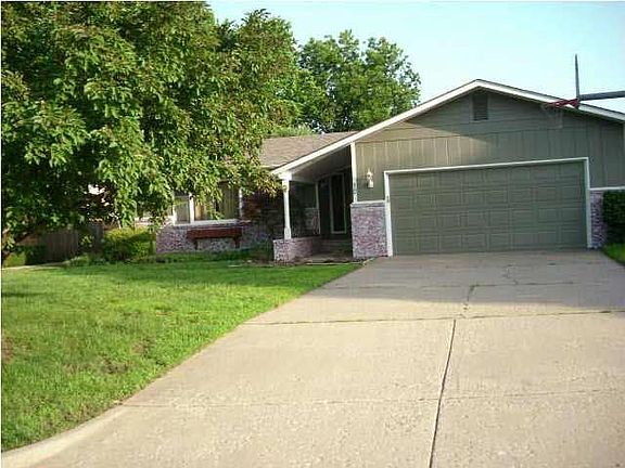 3rd image of 10 Belmont Ct