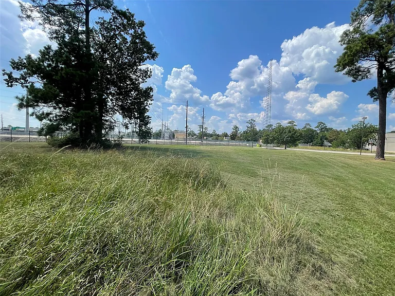7927 FM 1960 Rd E — Photo 11