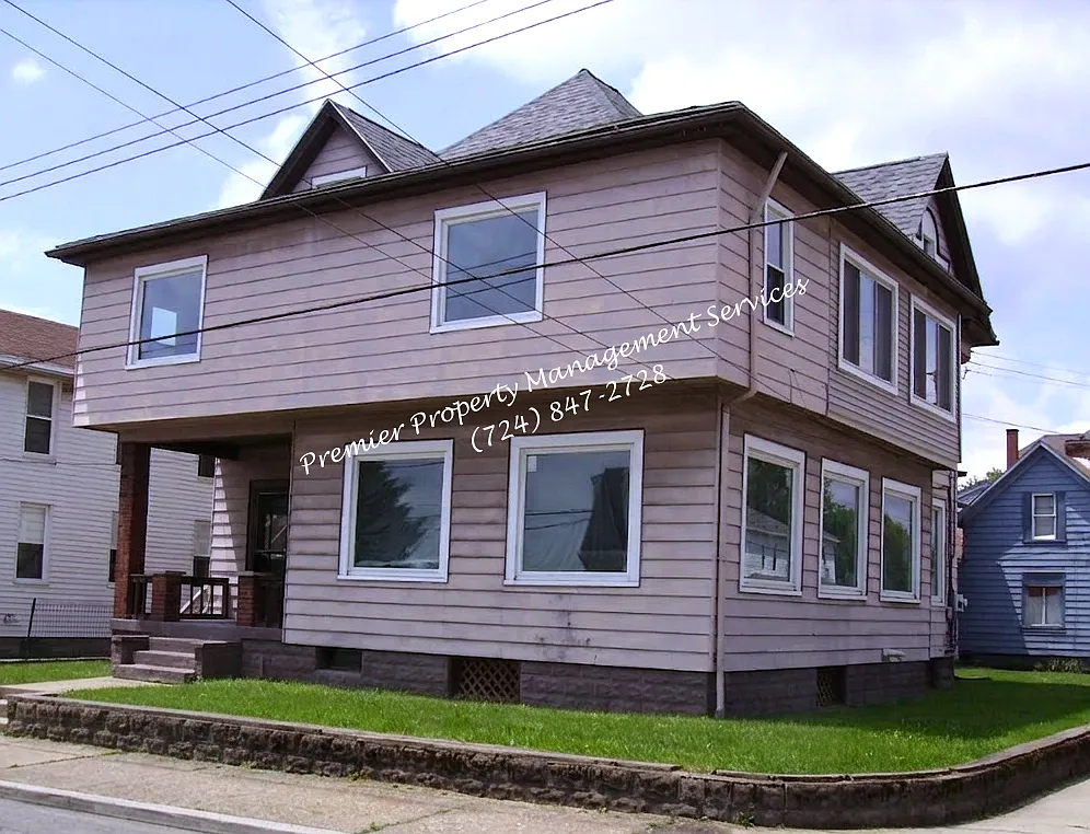 468 E Washington St Floor 2 photo 1