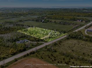 19487 Loyalist Pkwy, Prince Edward County, ON K0K2T0