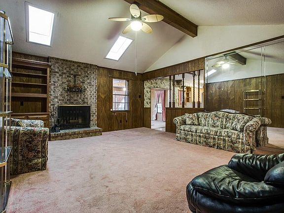 5th image of 277 Merribrook Trl
