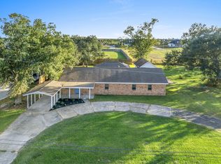 1049 Lake Land St, Lake Charles, LA 70605