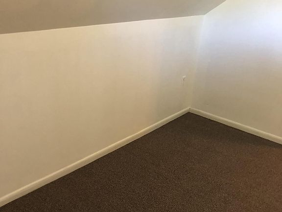 2nd image of 35 Slingerland St #2