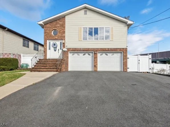 17 Franklin Ave, Saddle Brook Twp., NJ 07663