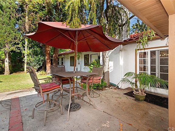 4th image of 460 Linda Vista Ave