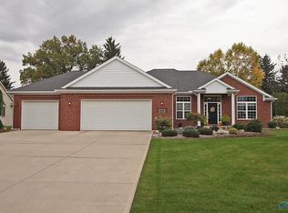 10133 Saddle Bridge Dr S, Whitehouse, OH 43571