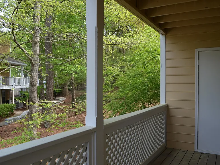 4001 Riverlook Pkwy SE — Photo 18