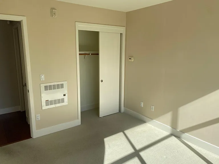 75 Moss St — Photo 7