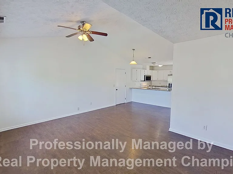 704 Bent Twig Ct — Photo 2