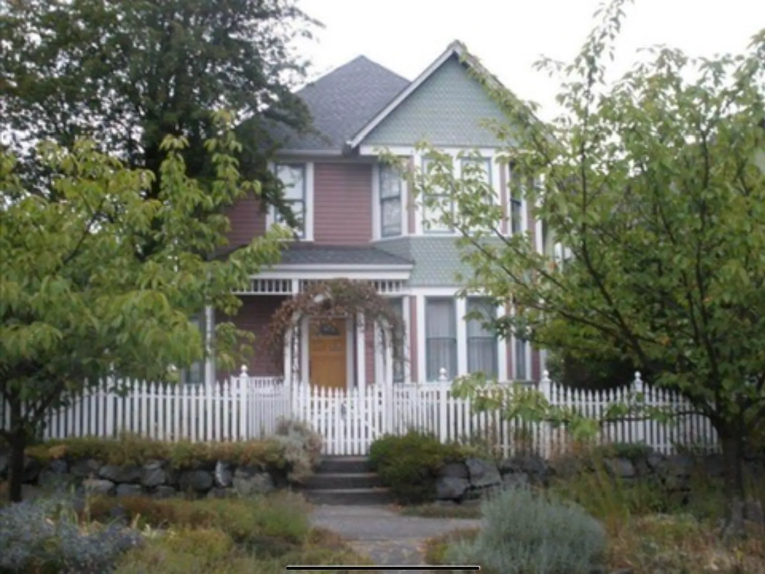 706 21st Ave — Photo 1