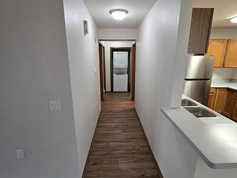 1001 Rockefeller Ln #2 — Photo 13