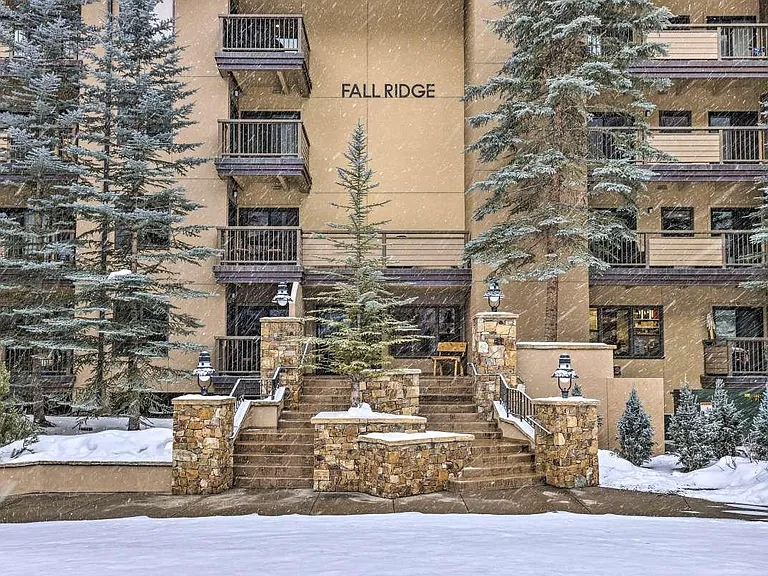 1650 Fallridge Rd #207 — Photo 24