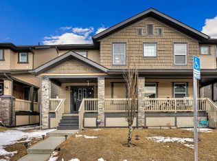 44 W Skyview Ranch Ln NE, Calgary, AB T3N 0L9