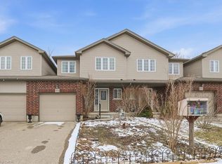 324 Maverick St, Waterloo, ON N2K 0A4