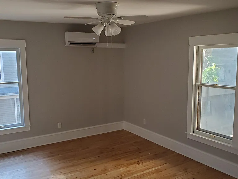 650 Cherry St SE #4 — Photo 17