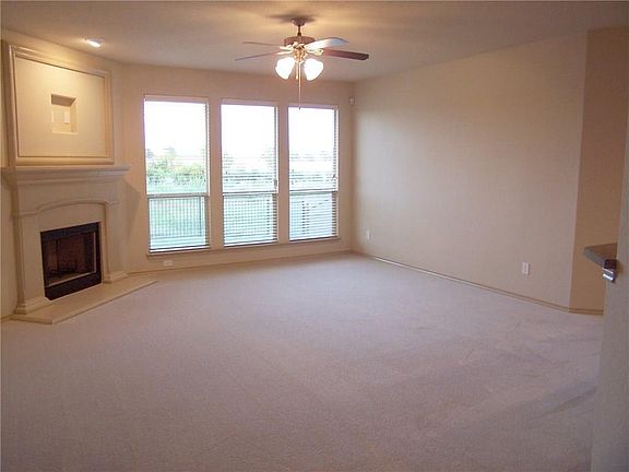 2nd image of 9200 Liberty Crossing Dr