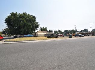 1101 Alamo Ave, Modesto, CA 95351
