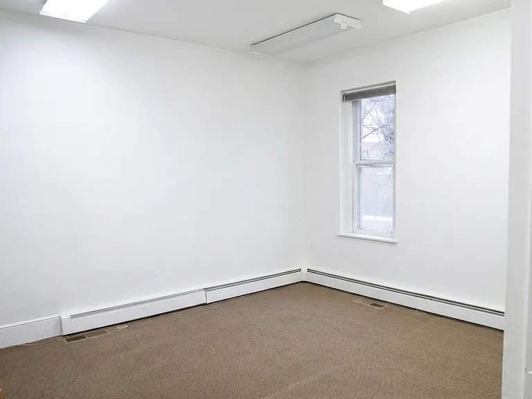 851 N Clarkson St — Photo 19