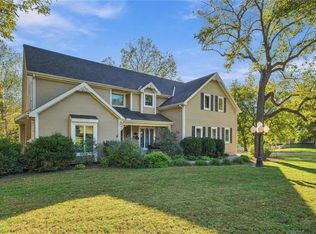 201 N 3rd St, Louisburg, KS 66053