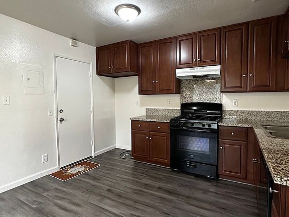 4th image of 1111 W Francis St APT A