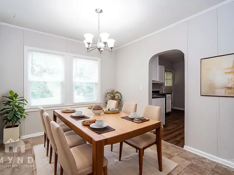 1630 Elaine Rd — Photo 3